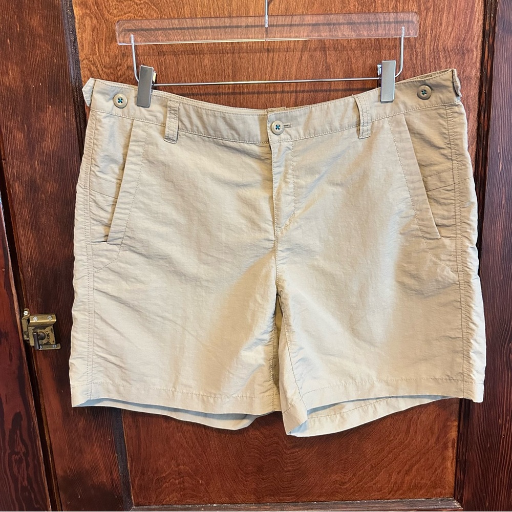 Eddie Bauer Women's Beige Sport Shorts